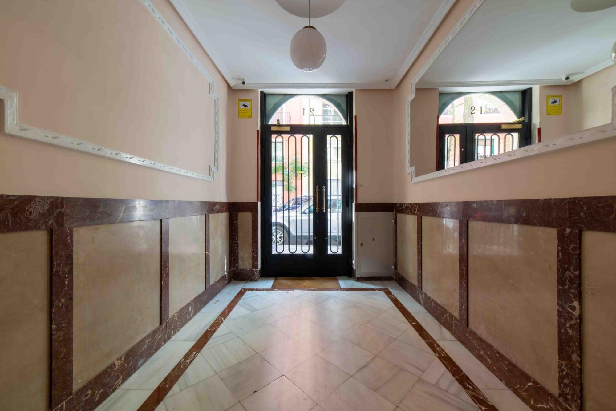 Acogedor Piso En Barrio De Salamanca 2 Hab 2 Bano Madrid Bagian luar foto